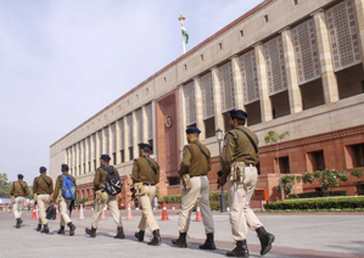 संसद की सुरक्षा में सेंध : छठे आरोपी को सात दिन की पुलिस हिरासत में भेजा